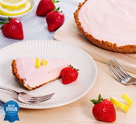 Strawberry Lemonade Pie